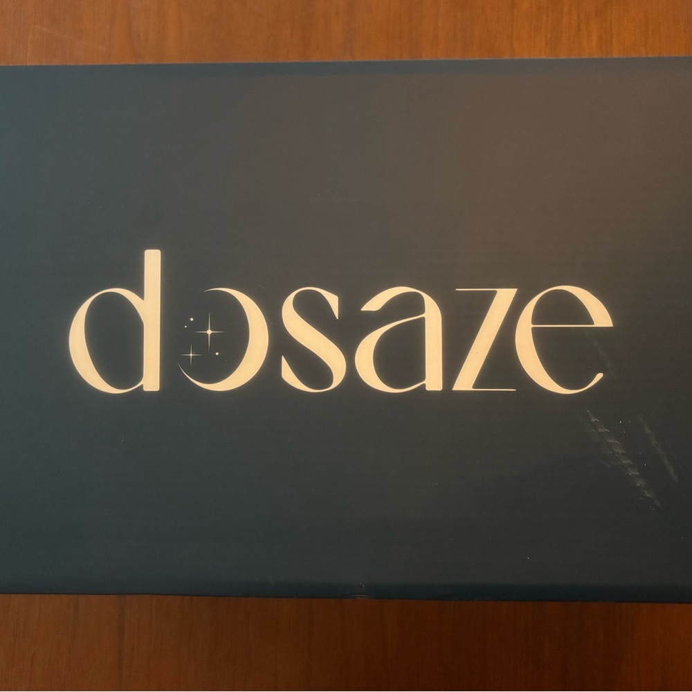 Dosaze Luxury Pillow- sealed and unopened